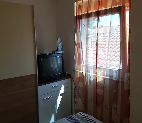 Batovanja Apartamento Vir